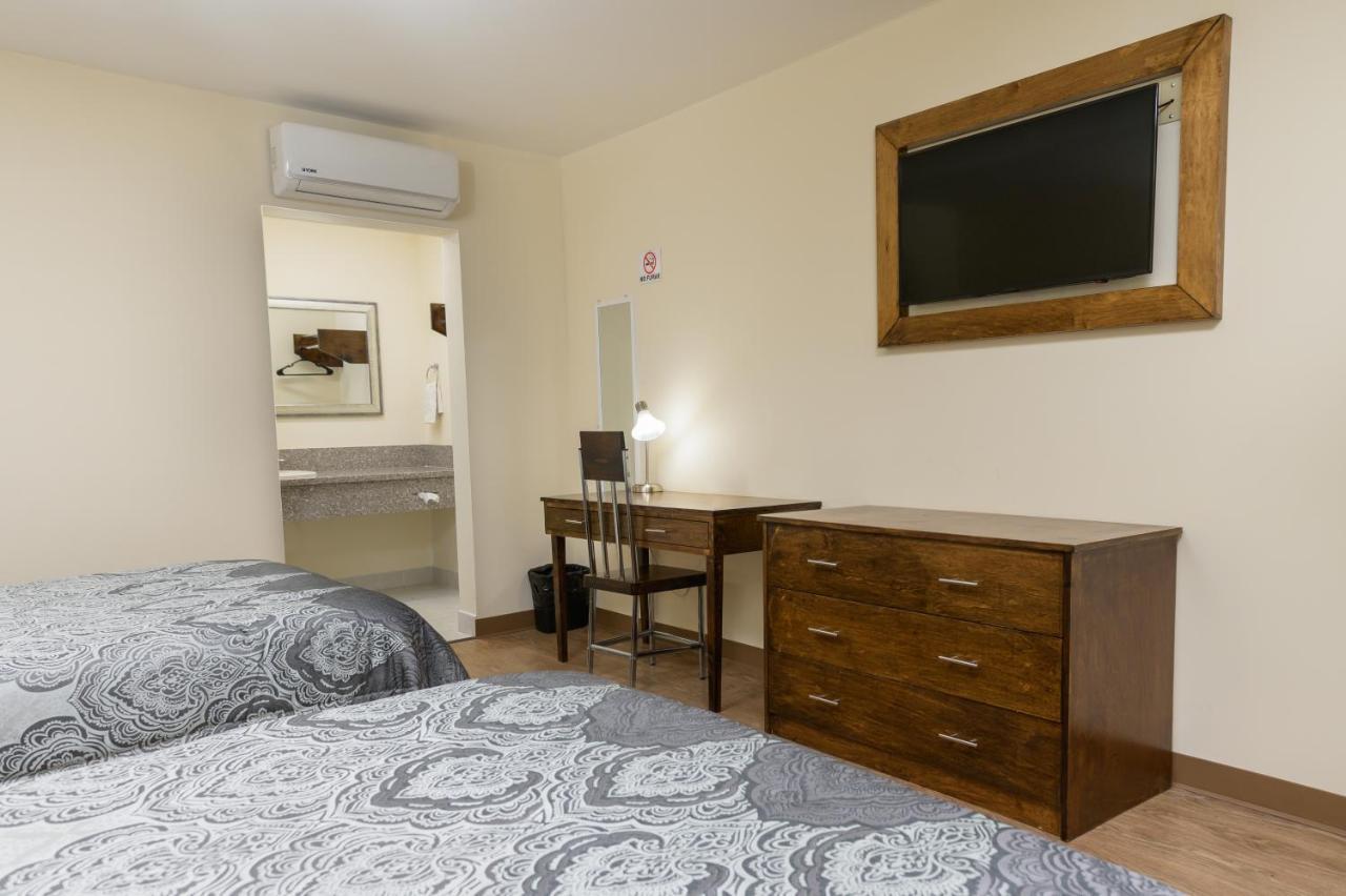 Hotel Trebol Inn Nuevo Casas Grandes Ngoại thất bức ảnh